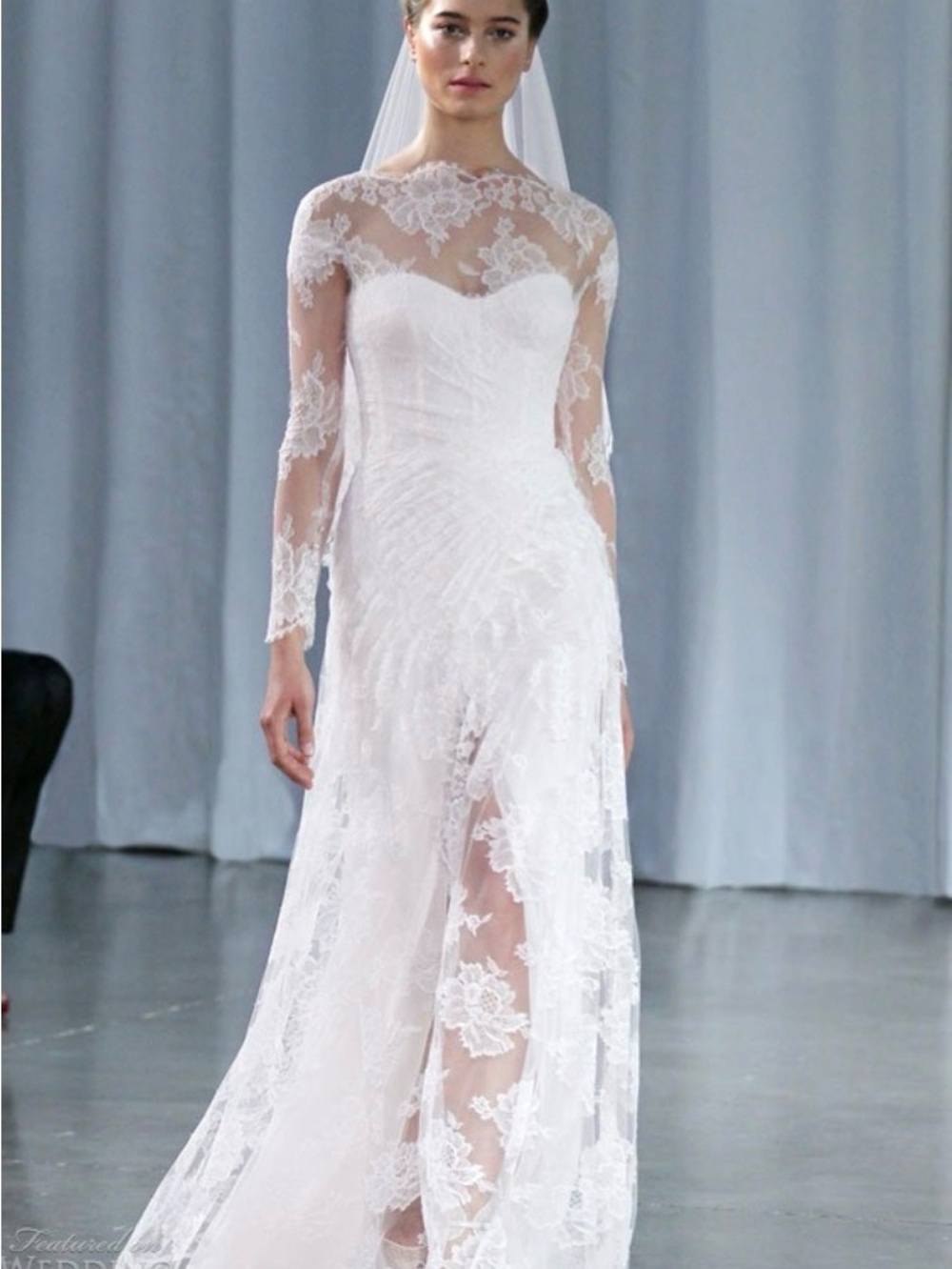 Elegant Monique Lhuillier "Kayla" - Vintage, Long Sleeve, Lace and Silk